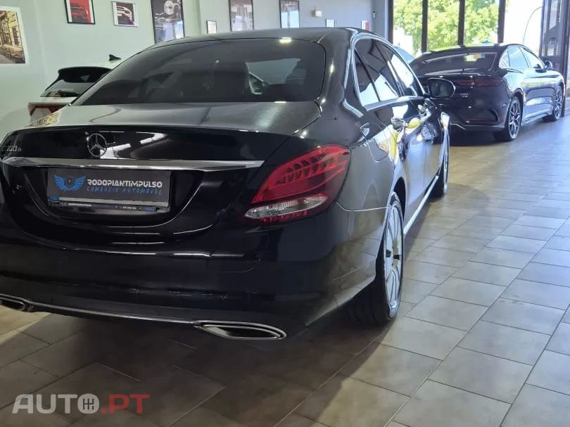 Mercedes-Benz C 300 e 9G-TRONIC Exclusive