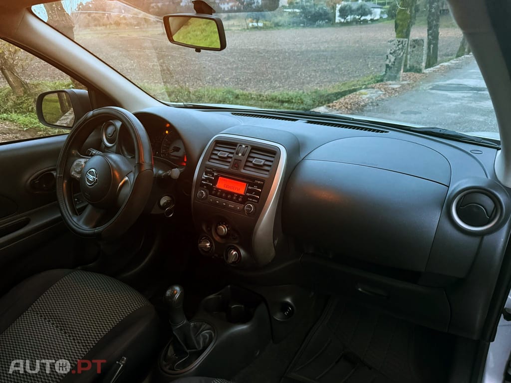 Nissan Micra 1.0 G Acenta