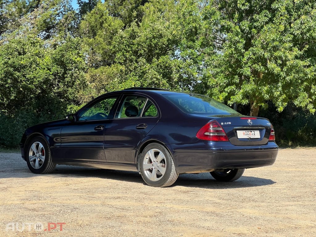 Mercedes-Benz E 220 CDI Avantgarde Aut.