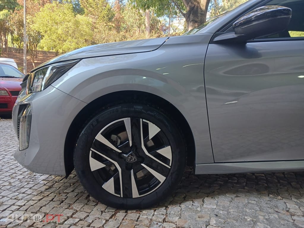 Peugeot 208 1.2 Hybrid Allure e-DCS6