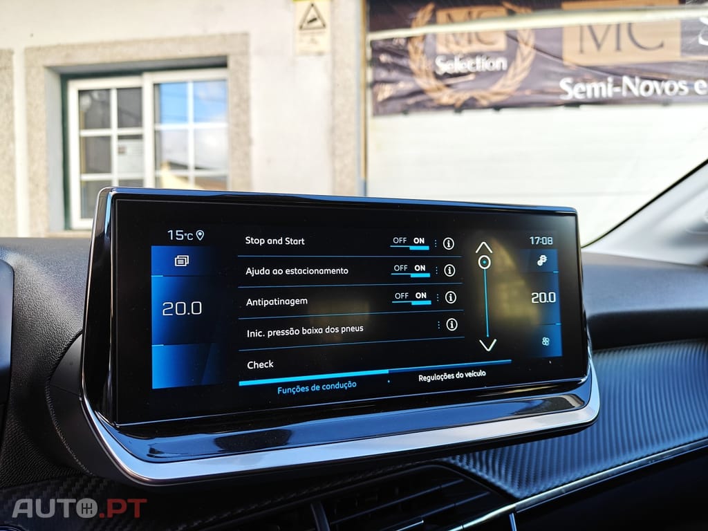 Peugeot 208 PureTech 100 Allure Pack