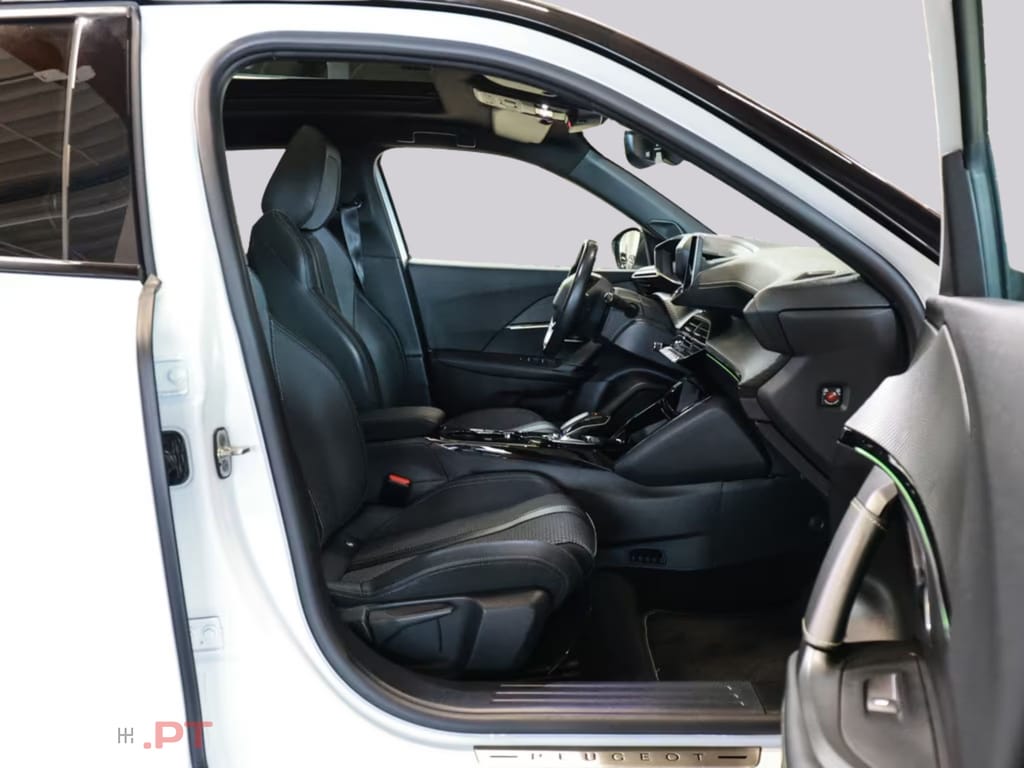 Peugeot E-2008 GT I.V.A DEDUTIVEL