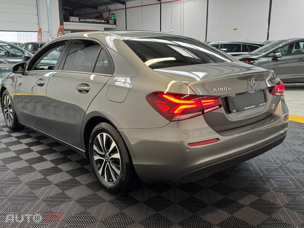 Mercedes-Benz A 180 Business Solution
