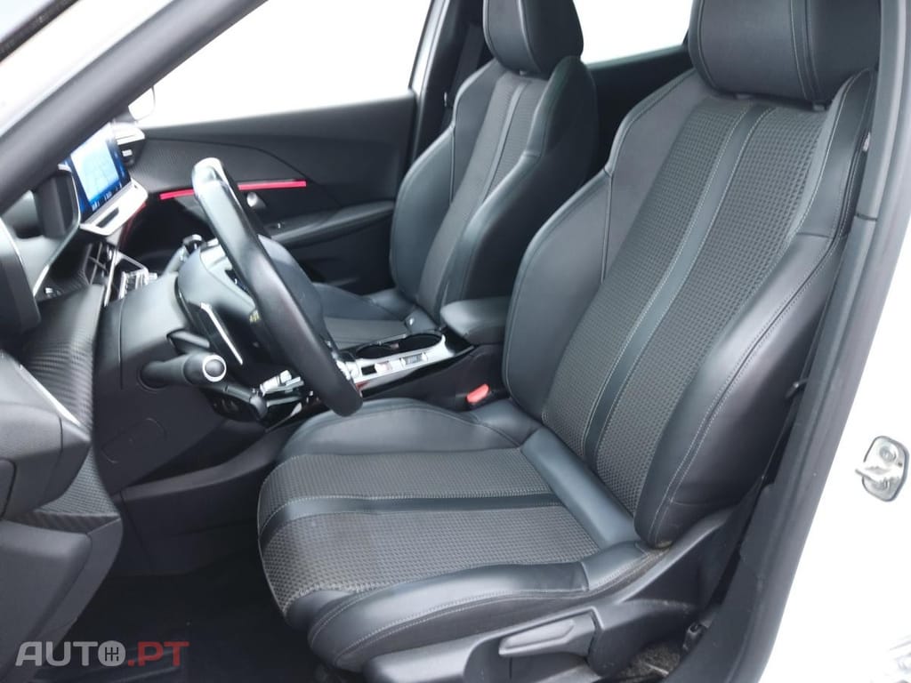 Peugeot 2008 1.5 BlueHDi GT Line EAT8