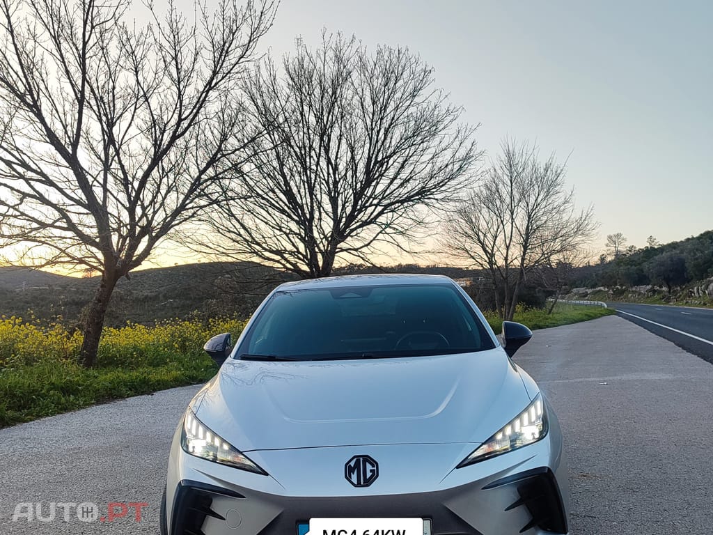 MG MG4 Standard 64 Kw