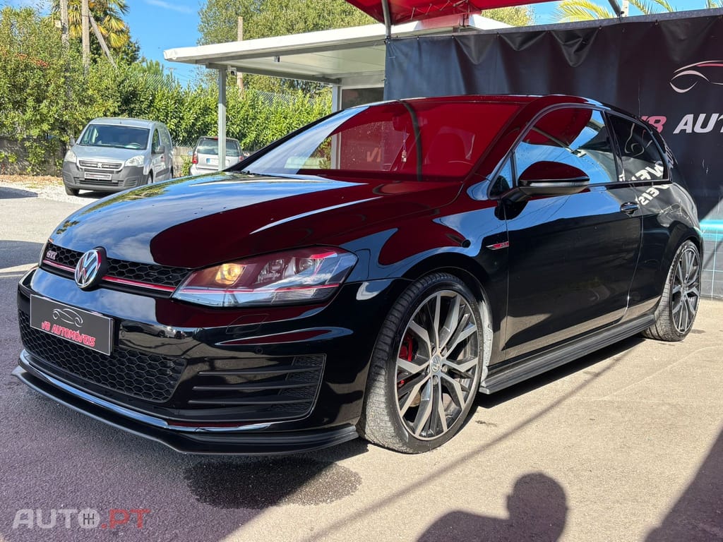 Volkswagen Golf 2.0 TSi GTi DSG Performance