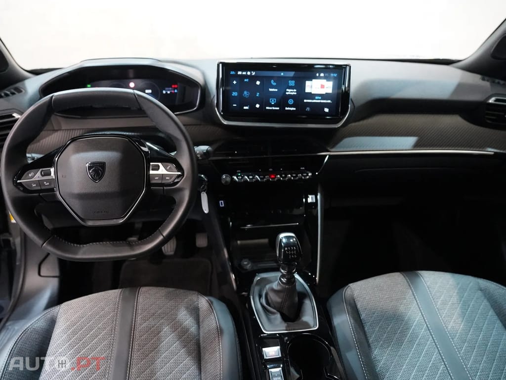 Peugeot 2008 1.2 PureTech Allure