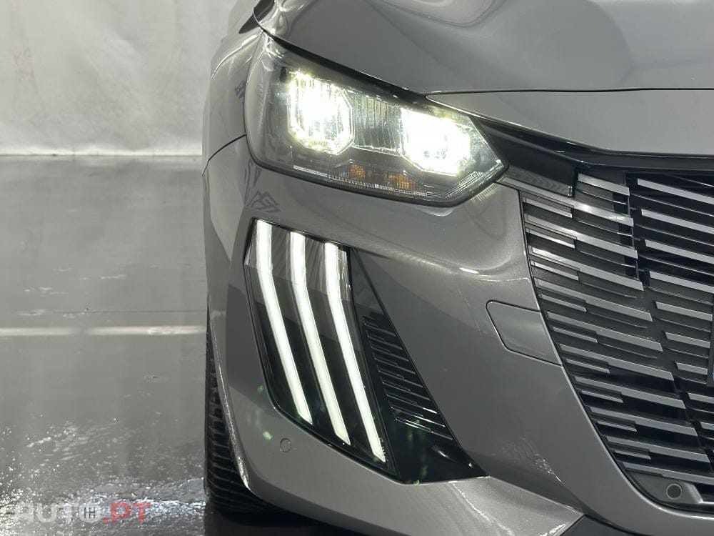 Peugeot E-208 51 kWh Allure