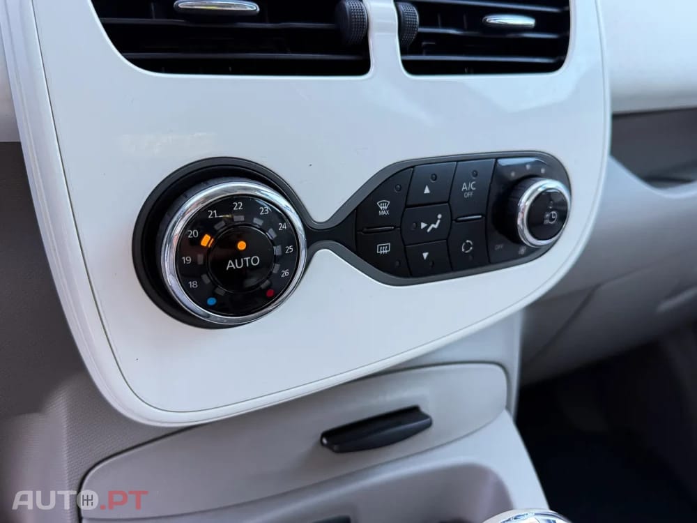 Renault Zoe (s/ Bateria) 41 kwh Life