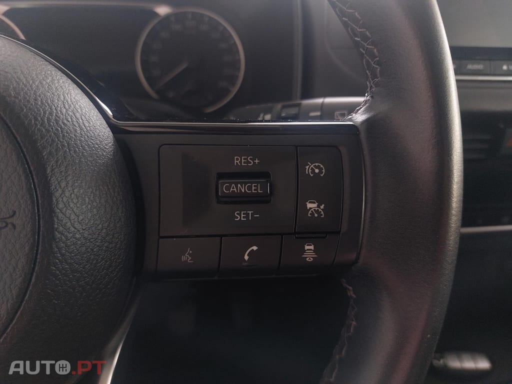 Nissan Qashqai 1.3 DIG-T N-Connecta 