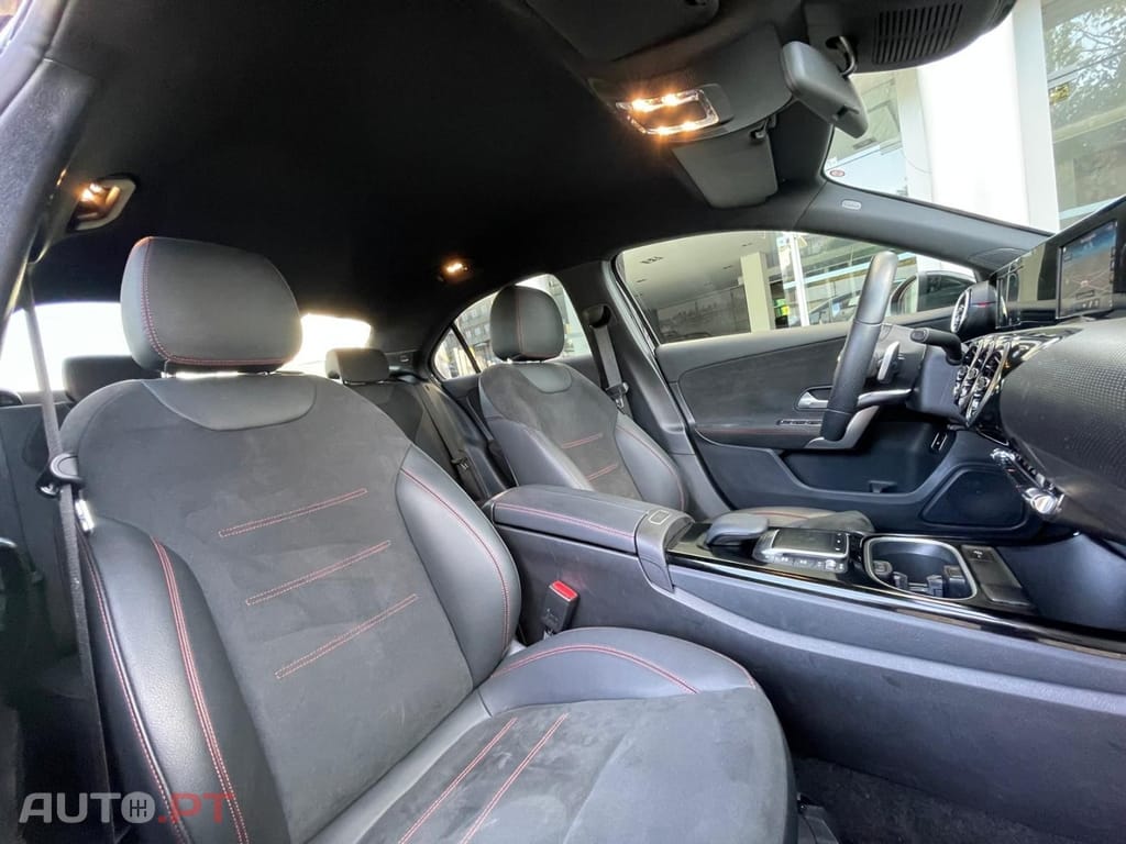 Mercedes-Benz A 250 e AMG Line