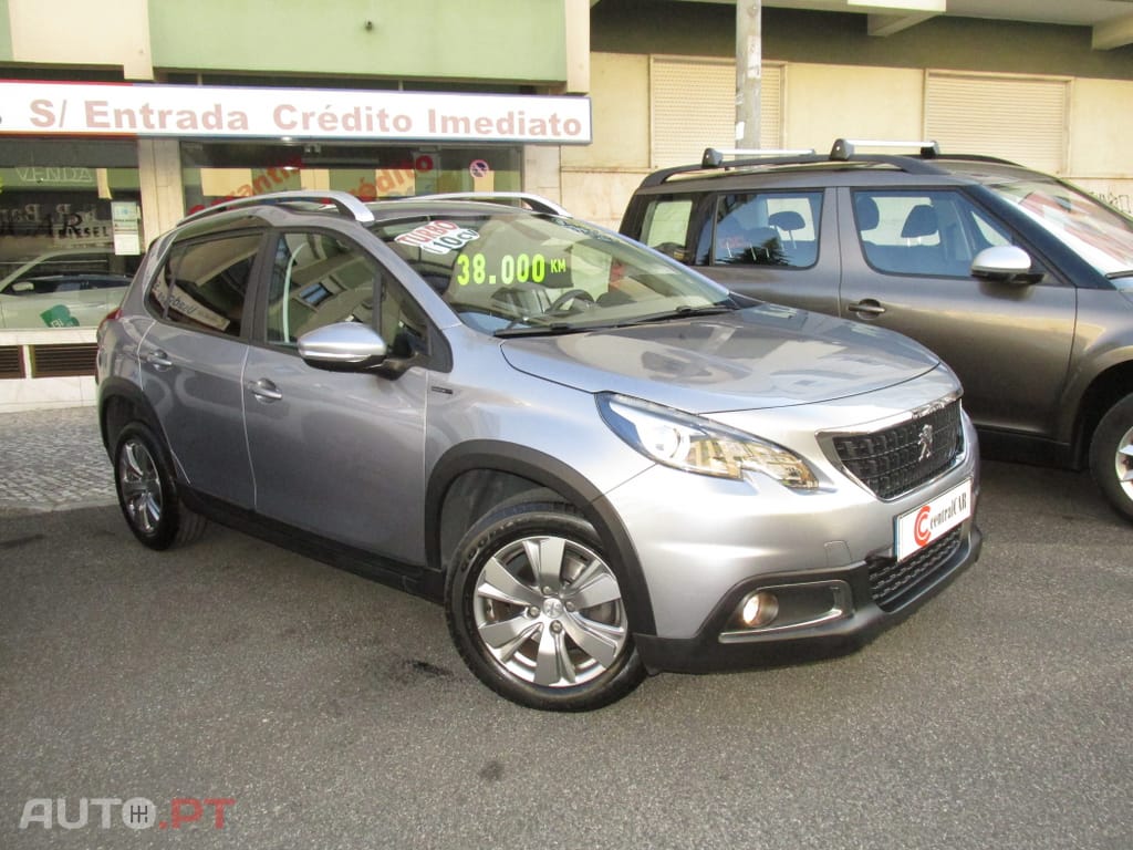 Peugeot 2008 1.2 PureTech Signature