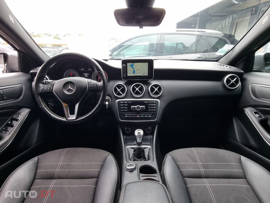 Mercedes-Benz A 180 Dynamic Edition