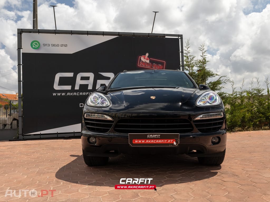 Porsche Cayenne Platinum Edition — fotografia 3