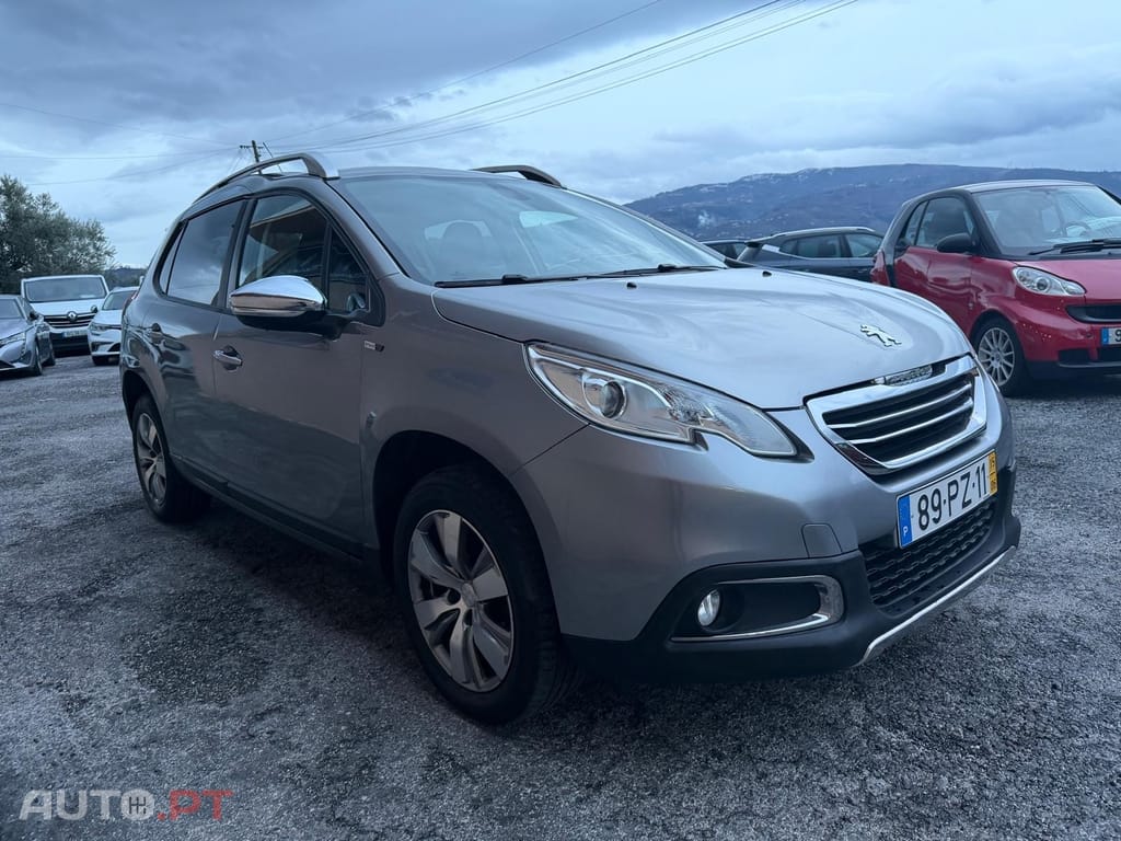 Peugeot 2008 1.2 PureTech Allure