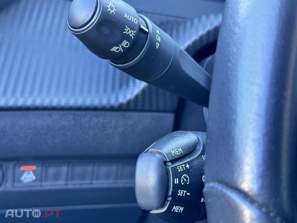 Peugeot 2008 1.5 BlueHDi Active
