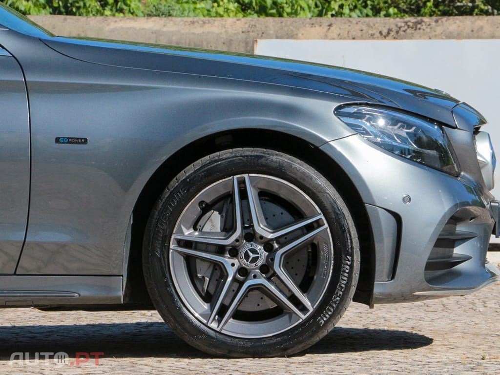 Mercedes-Benz C 300 de AMG Line