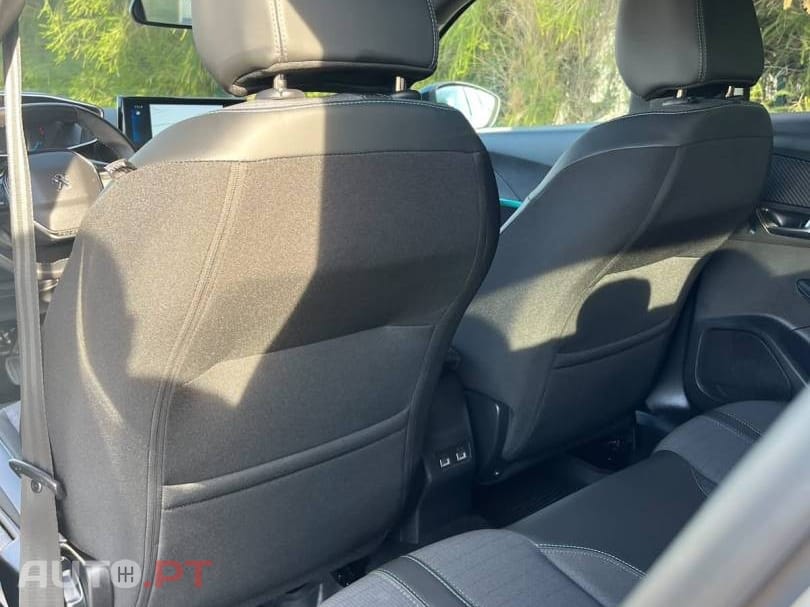 Peugeot 2008 1.2 PureTech Allure Pack