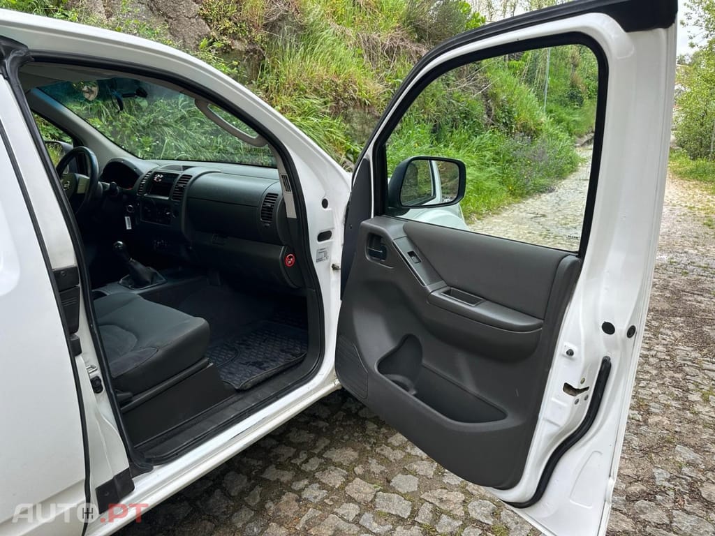 Nissan Navara 2.5 dCi CD LE 4WD