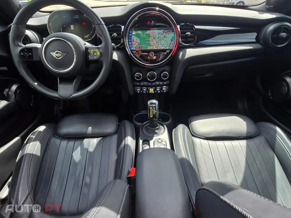 MINI Cooper Cooper SE Premium P. Resolute Edition