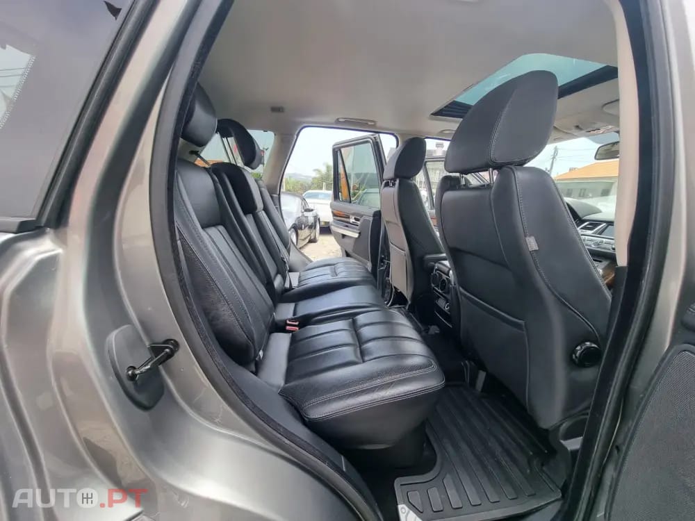 Land Rover Range Rover Sport 3.0 TDV6 HSE