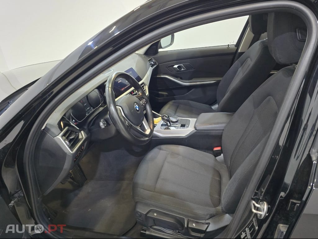 BMW 318 d Touring Auto