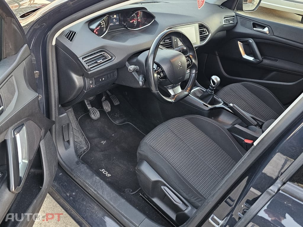 Peugeot 308 1.5 BlueHDi Active