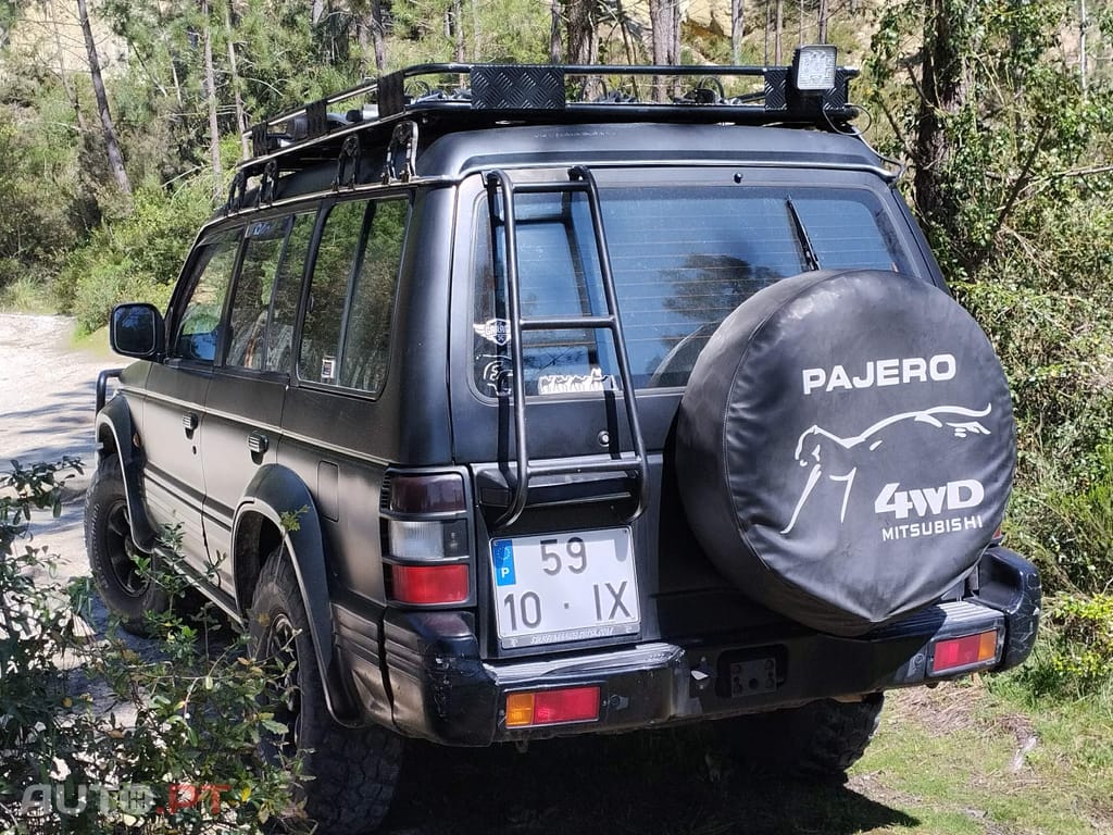 Mitsubishi Pajero longo