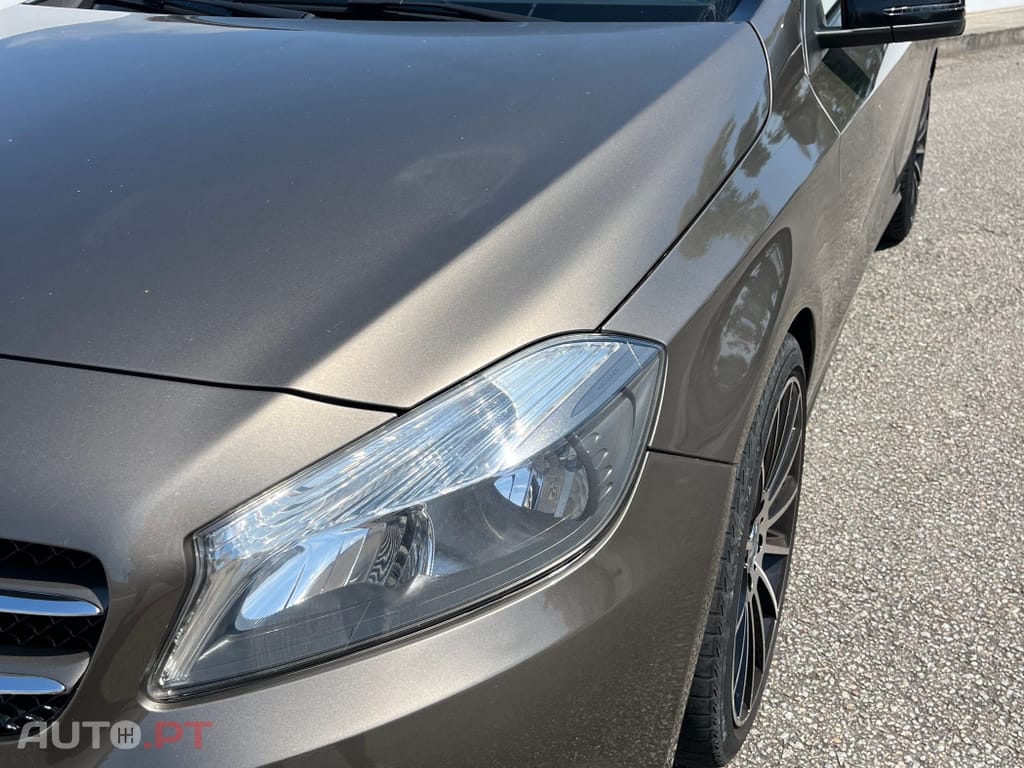 Mercedes-Benz A 180 CDI (BlueEFFICIENCY) Urban