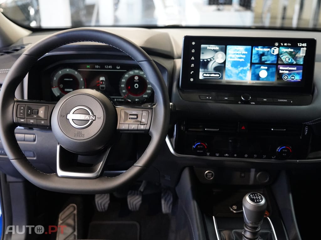 Nissan Qashqai 1.3 DIG-T N-Connecta LED+TT+SKY