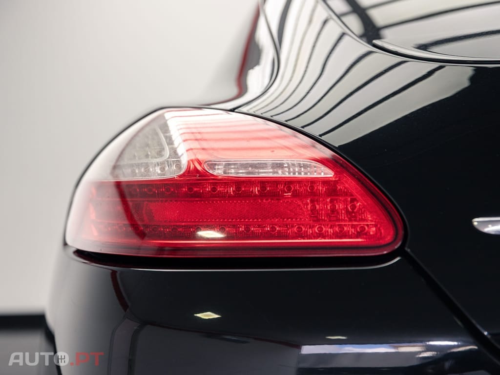 Porsche Panamera Standard