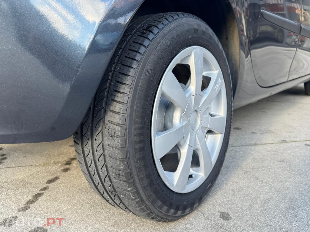 Renault Clio 1.2 16V Confort