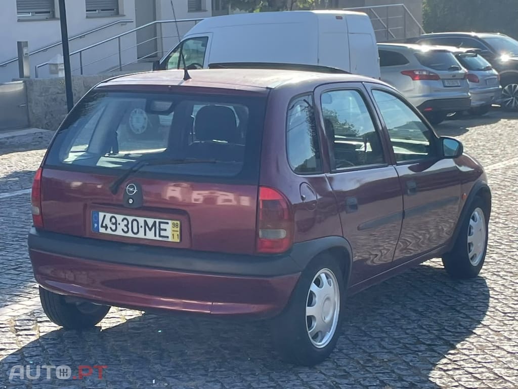 Opel Corsa 1.2 16V Swing