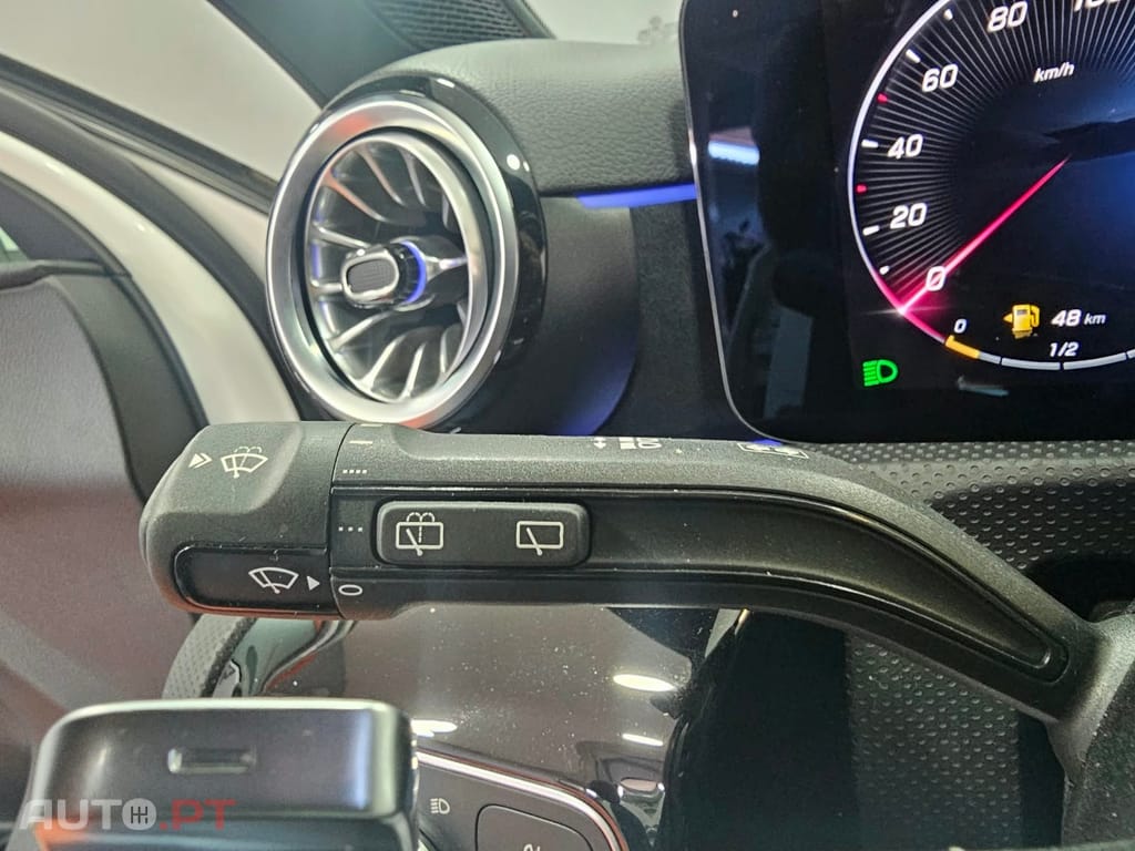 Mercedes-Benz A 250 AMG Line