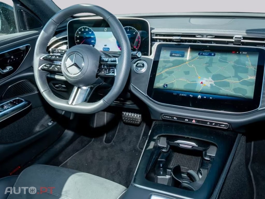 Mercedes-Benz E 220 I.V.A DEDUTÍVEL d AMG