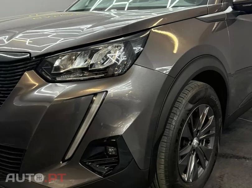 Peugeot 2008 1.2 PureTech Style