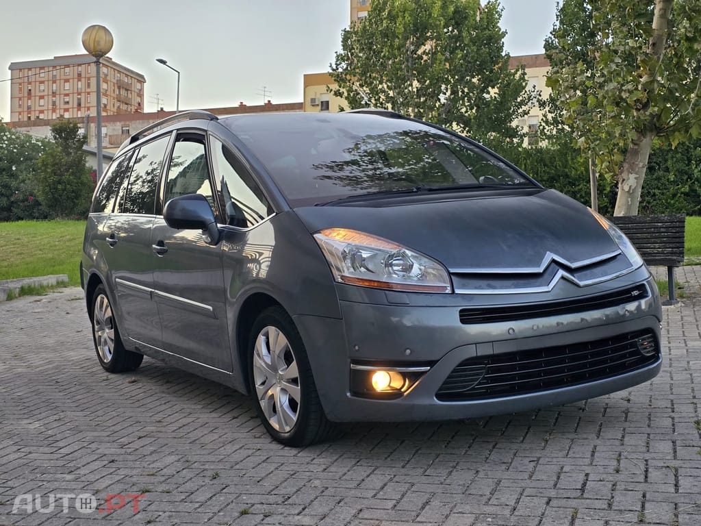 Citroen C4 Grand Picasso 1,6 HDi 110 Cv's EXCLUSIVE CX.AUTOMATICA E SEQUÊNCIAL