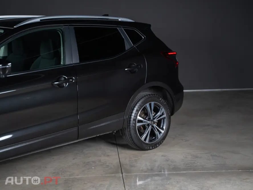 Nissan Qashqai 1.5 dCi N-Connecta