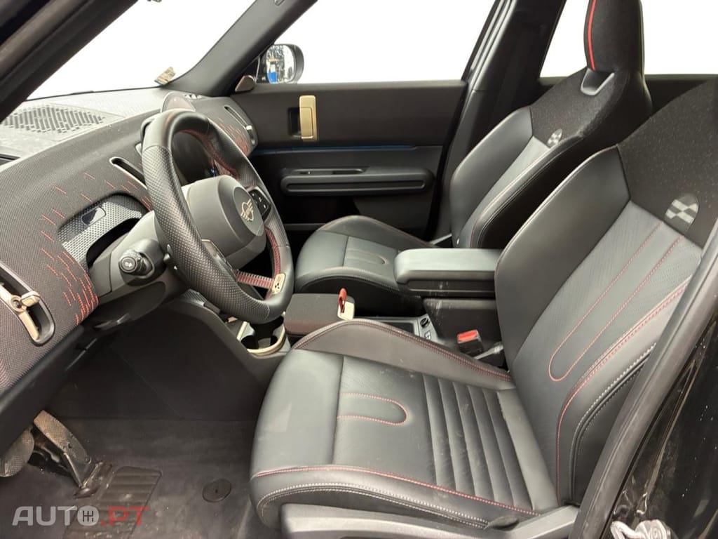 MINI Countryman C 1.5 JCW DKG7