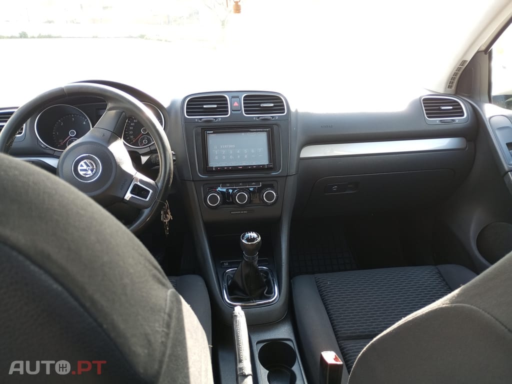 Volkswagen Golf golf