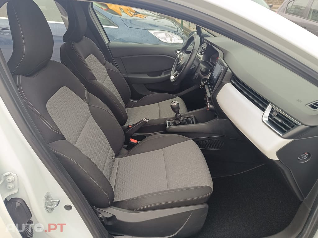 Renault Clio 1.0 TCe Limited Bi-Fuel