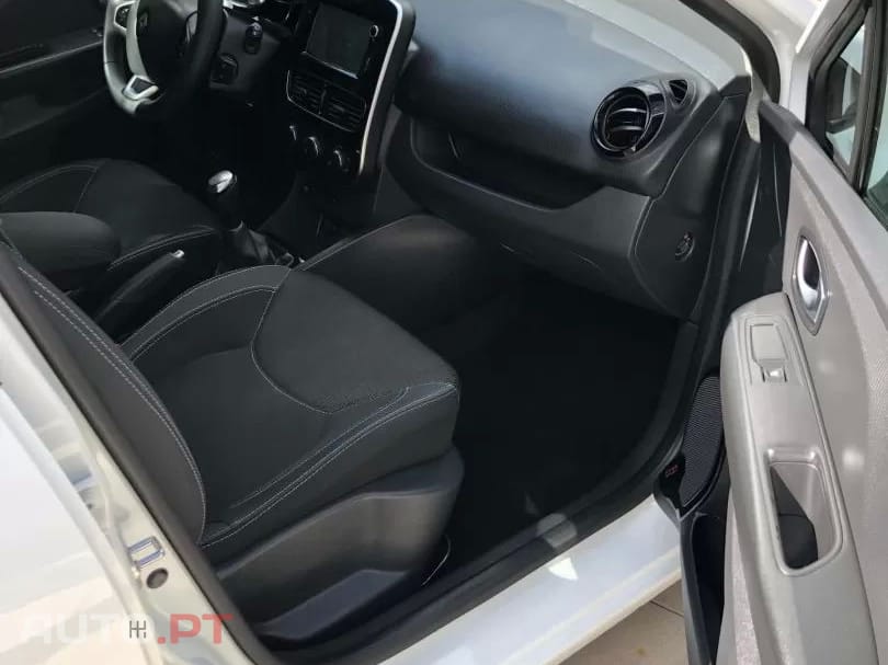 Renault Clio (Energy) TCe 90 Start & Stop LIMITED