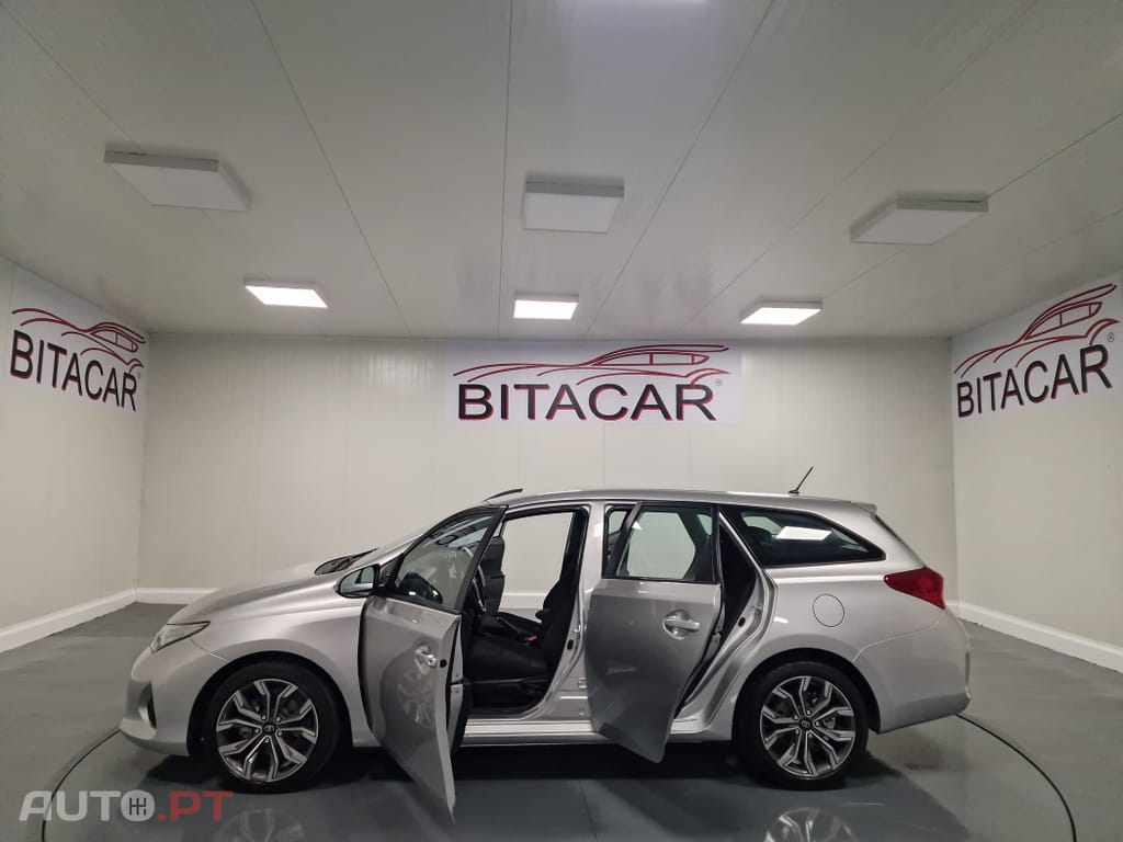 Toyota Auris Touring Sports 1.4 D-4D Active+AC