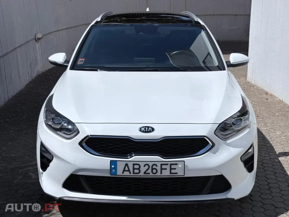 Kia Ceed SW 1.4 T-GDI Drive+SRF 7DCT