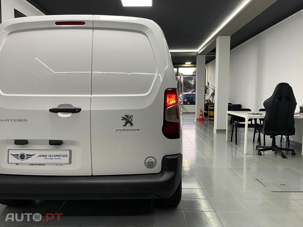 Peugeot Partner 1.6 BlueHDi L1 Pro 3L