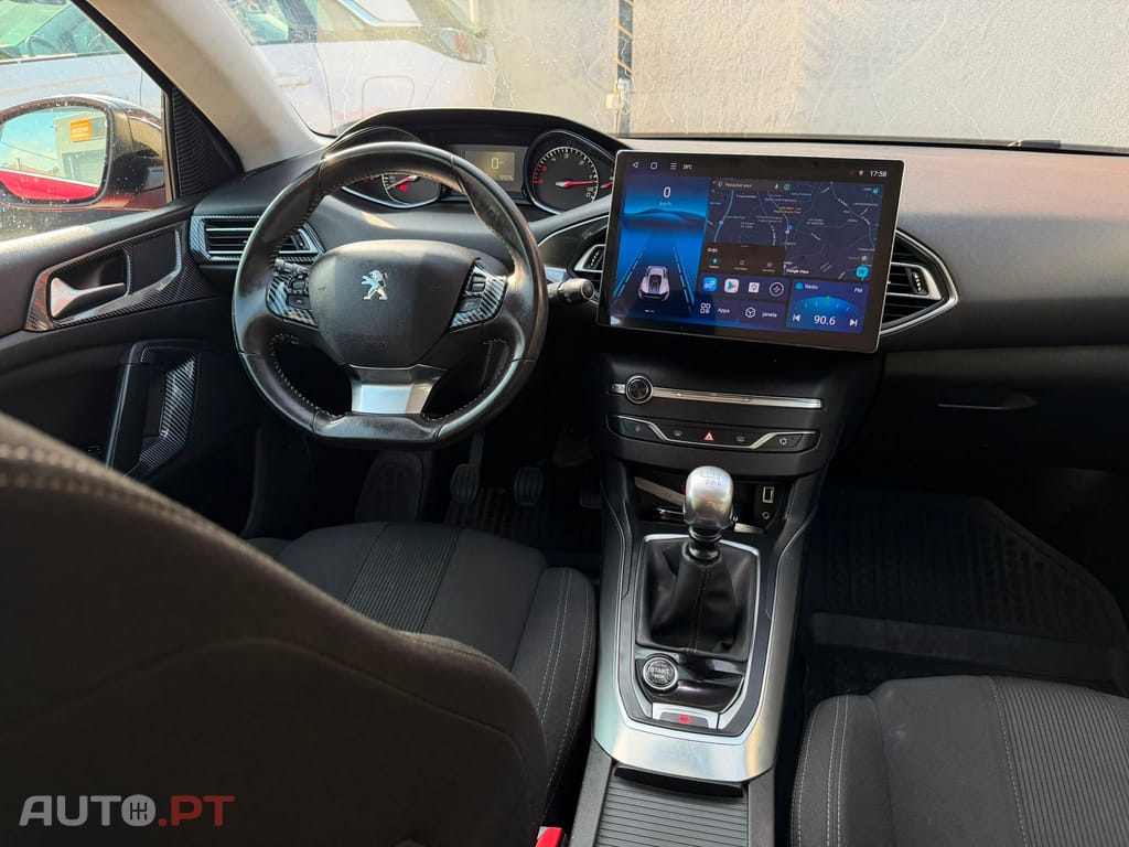 Peugeot 308 1.6 e-HDi Allure J17