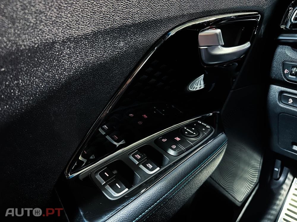 Kia Niro 64kWh Premium Pack