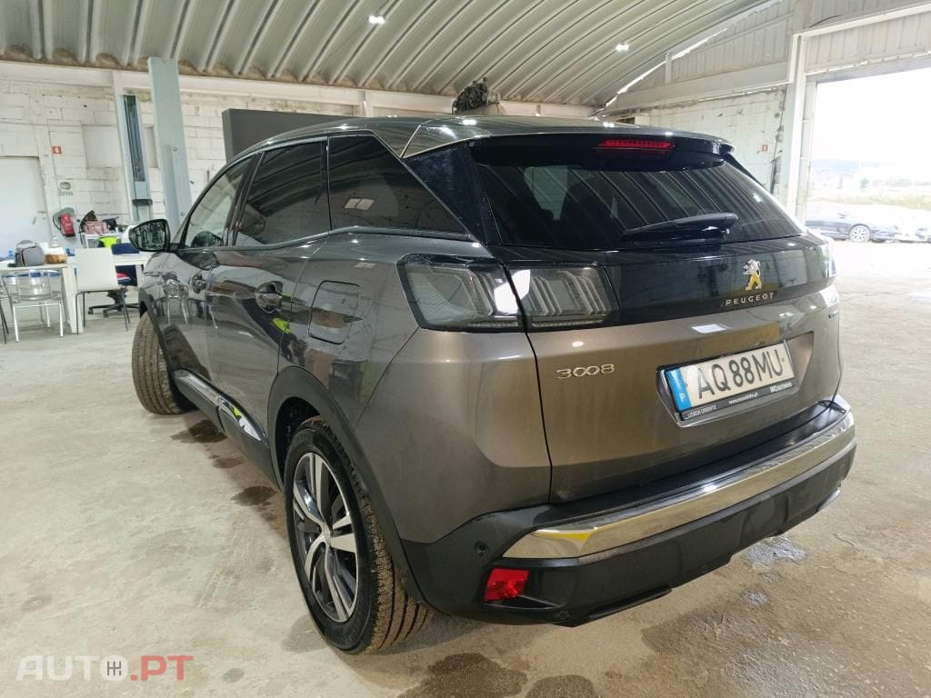 Peugeot 3008 1.6 Hybrid Allure Pack e-EAT8