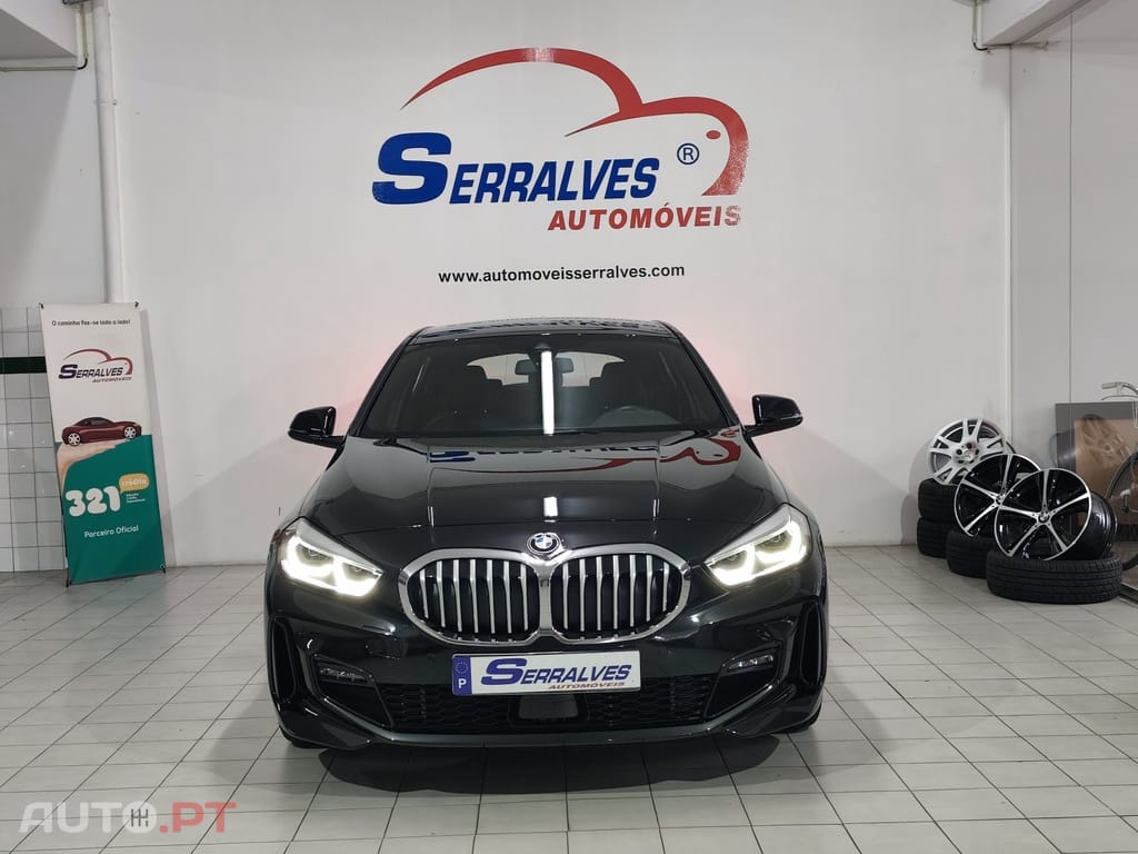 BMW 116 d Pack Desportivo M