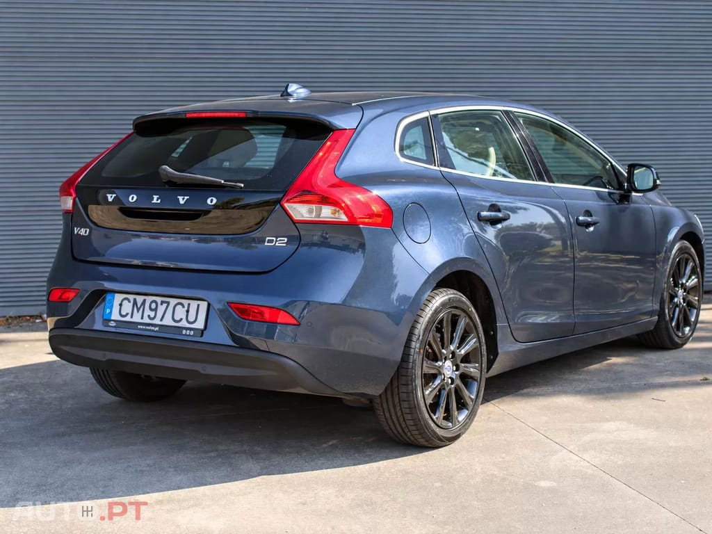 Volvo V40 1.6 D2 Momentum Eco